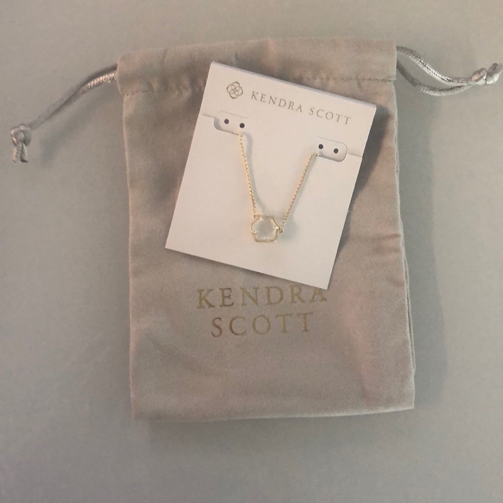 Kendra Scott Necklace